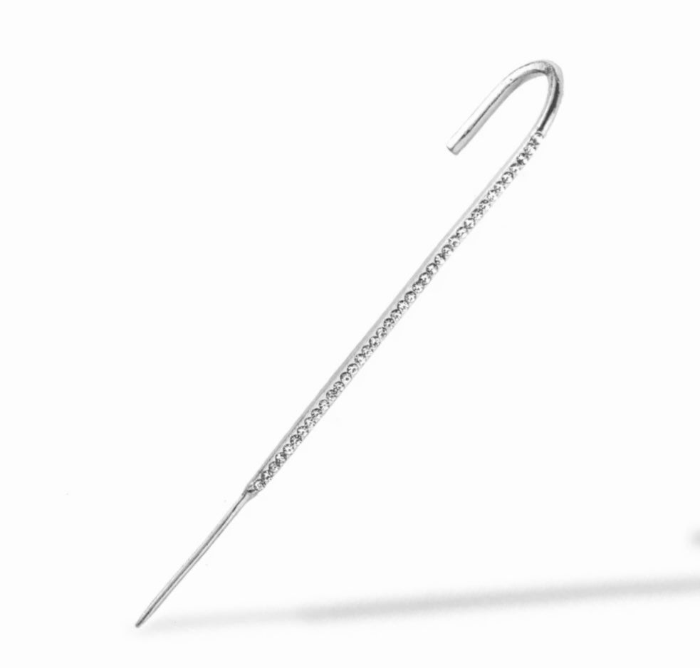 AEQEA- SILVER SLEEK ZIRCONIA EARCUFF