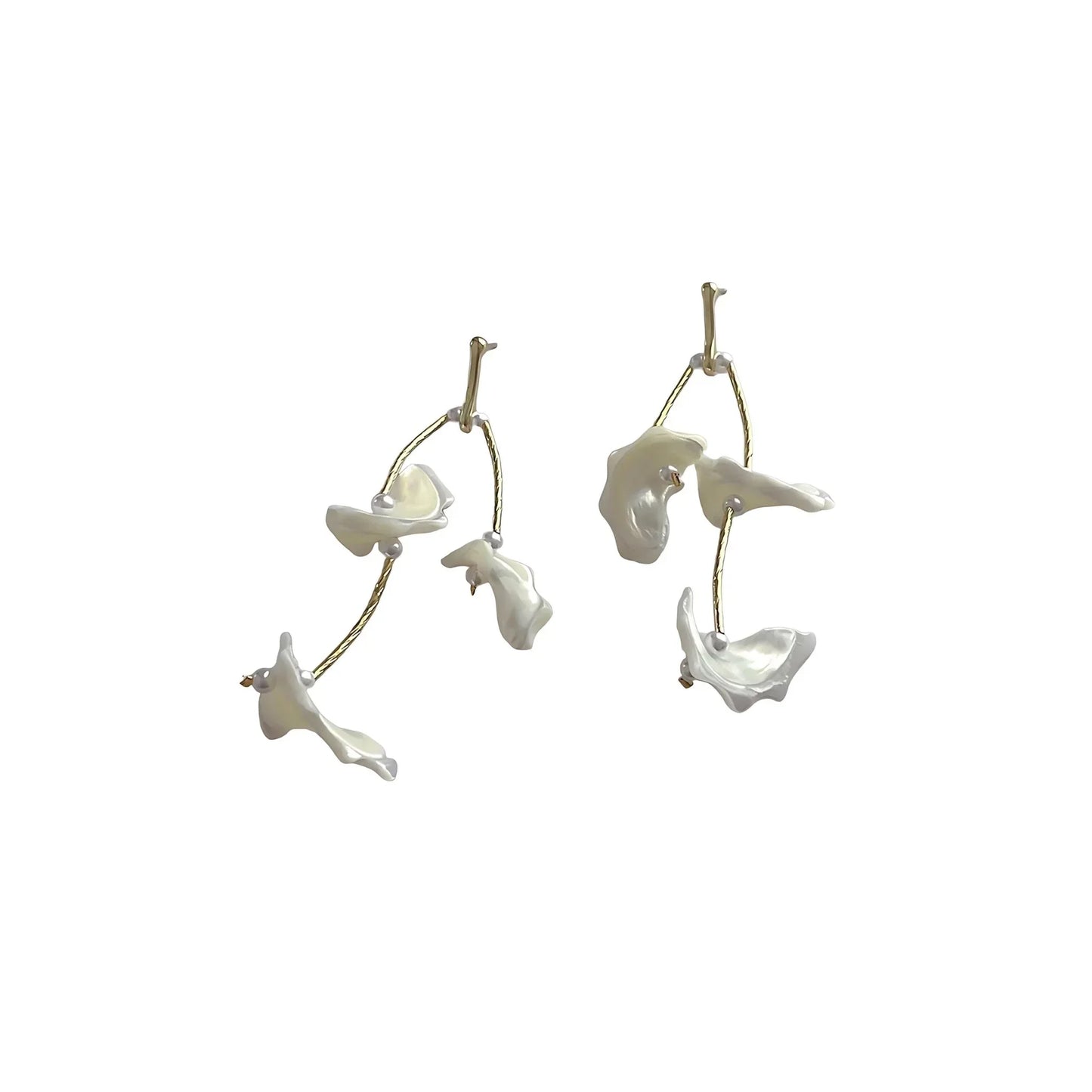 MINI WHISPERING SHELL EARRINGS - AEQEA