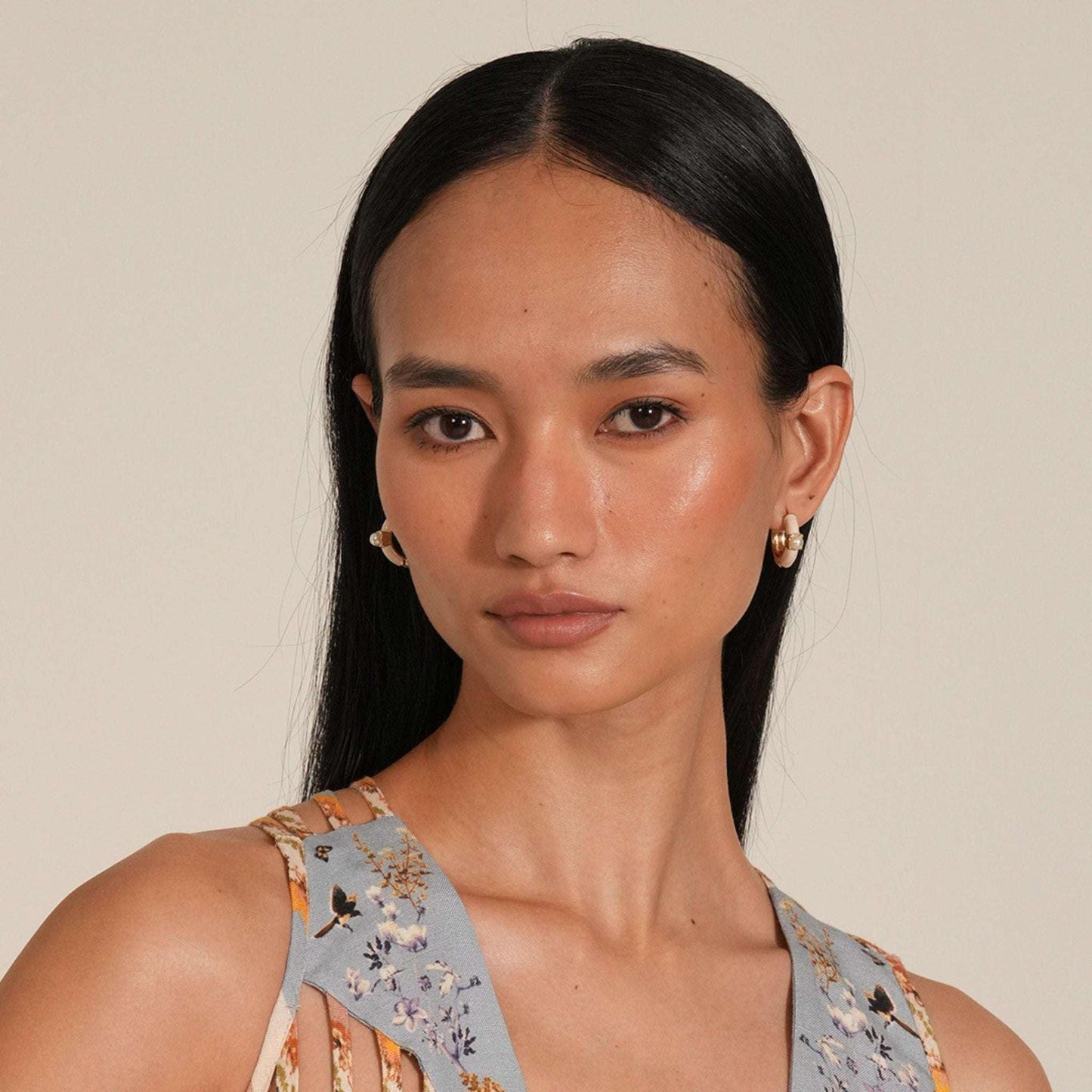 MINI PEARL HOOP EARRINGS - AEQEA