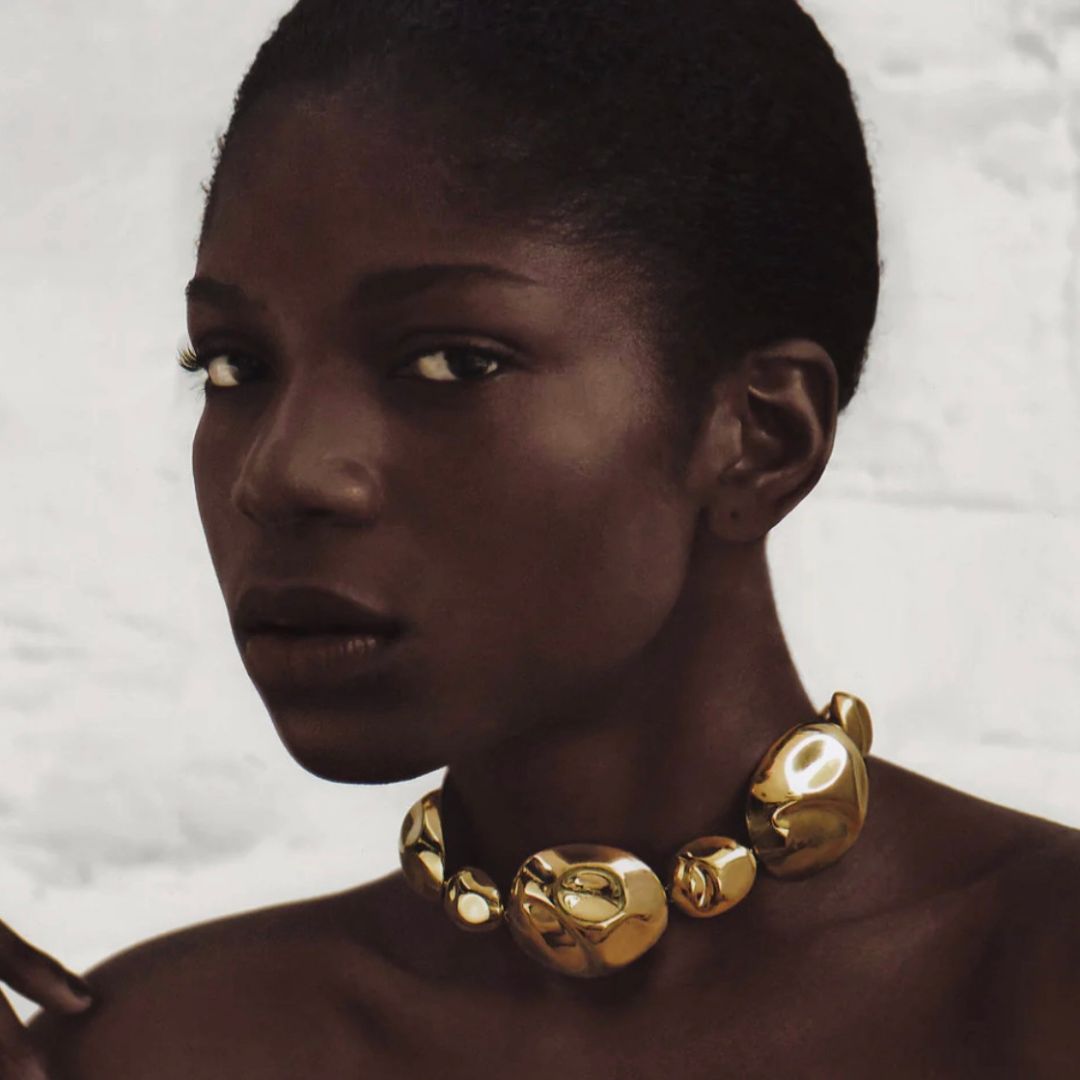 GOLDEN STONE NECKLACE - AEQEA