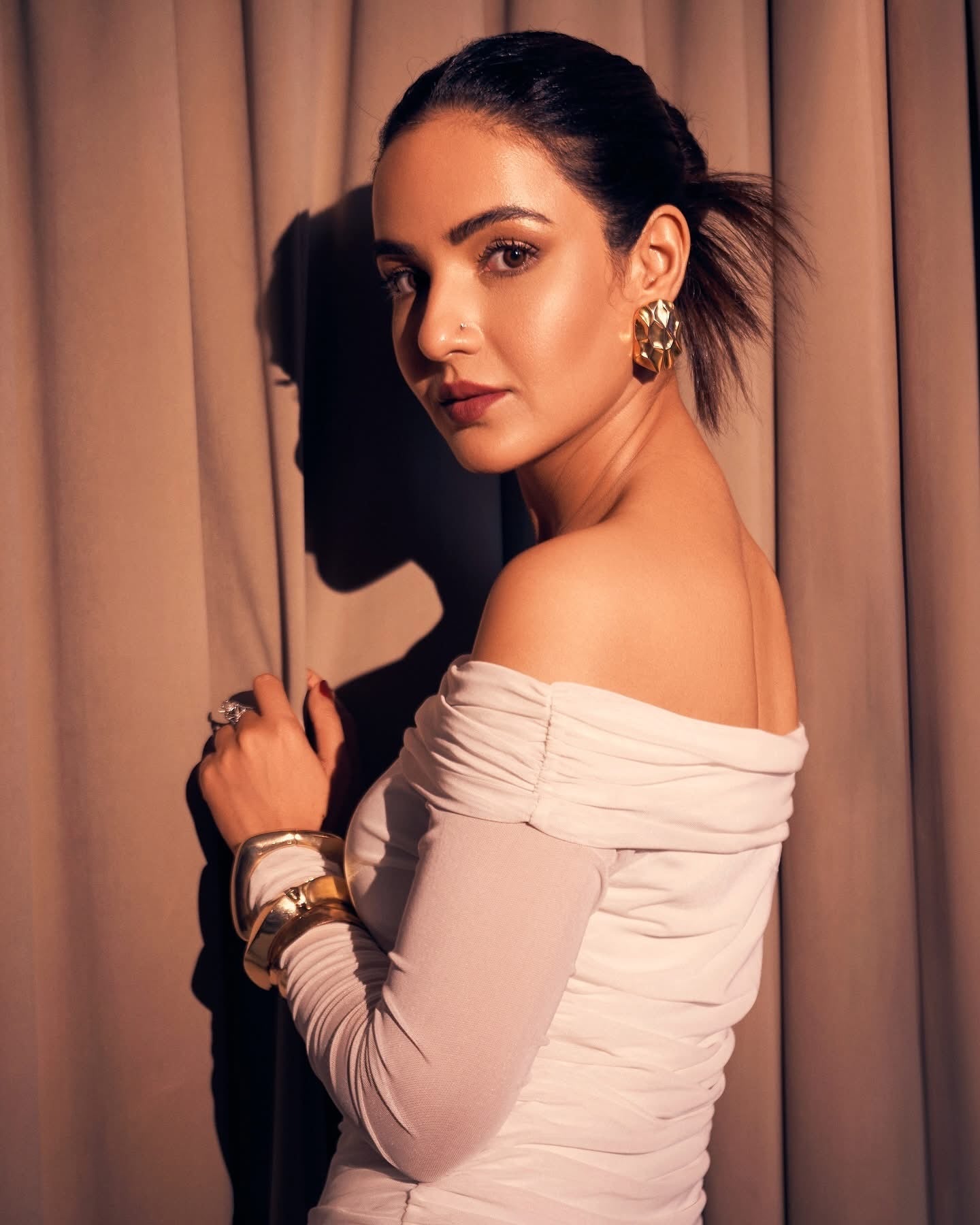 GOLDEN HIVE EARRINGS AEQEA