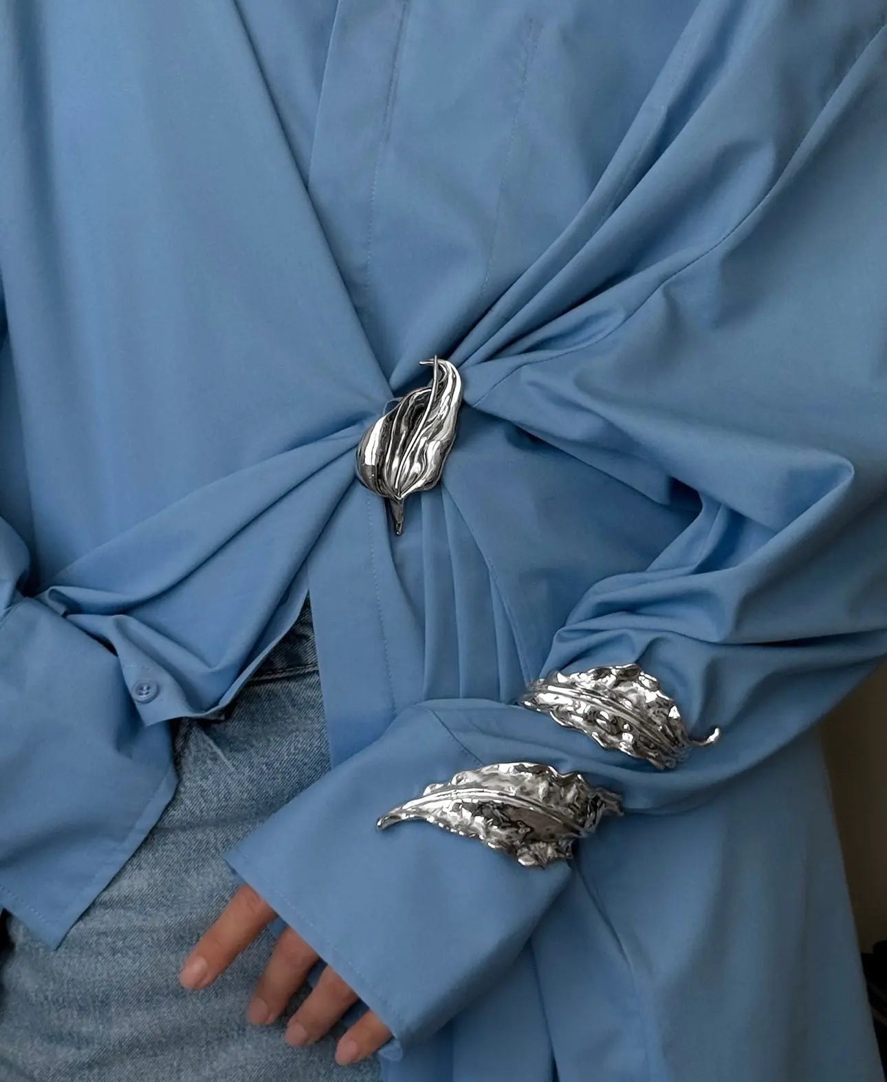 SILVER STATEMENT LEAF CUFF AEQEA