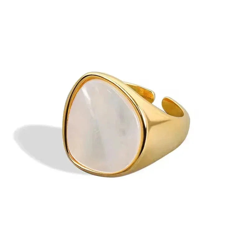 LUNAR GLOW PEARL RING - AEQEA