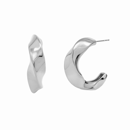 ARRIE TWIST HOOPS
