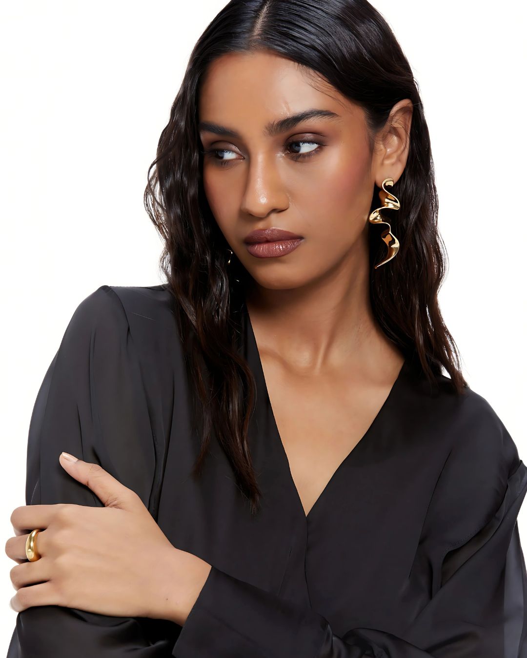 AEQEA'S  MAPPLE TWIST EARRINGS 