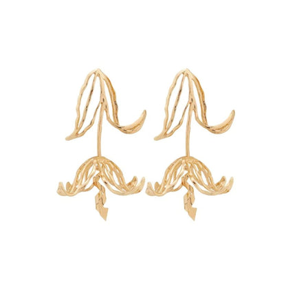 GOLD WHISPERING PETAL EARRINGS
