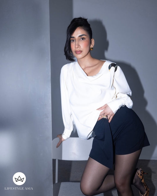 PARUL GULATI - MINI LEA HUGGIES HOOP EARRINGS