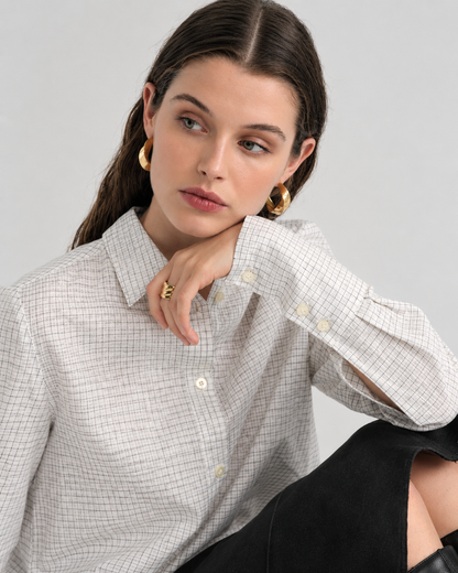 ARRIE TWIST HOOPS