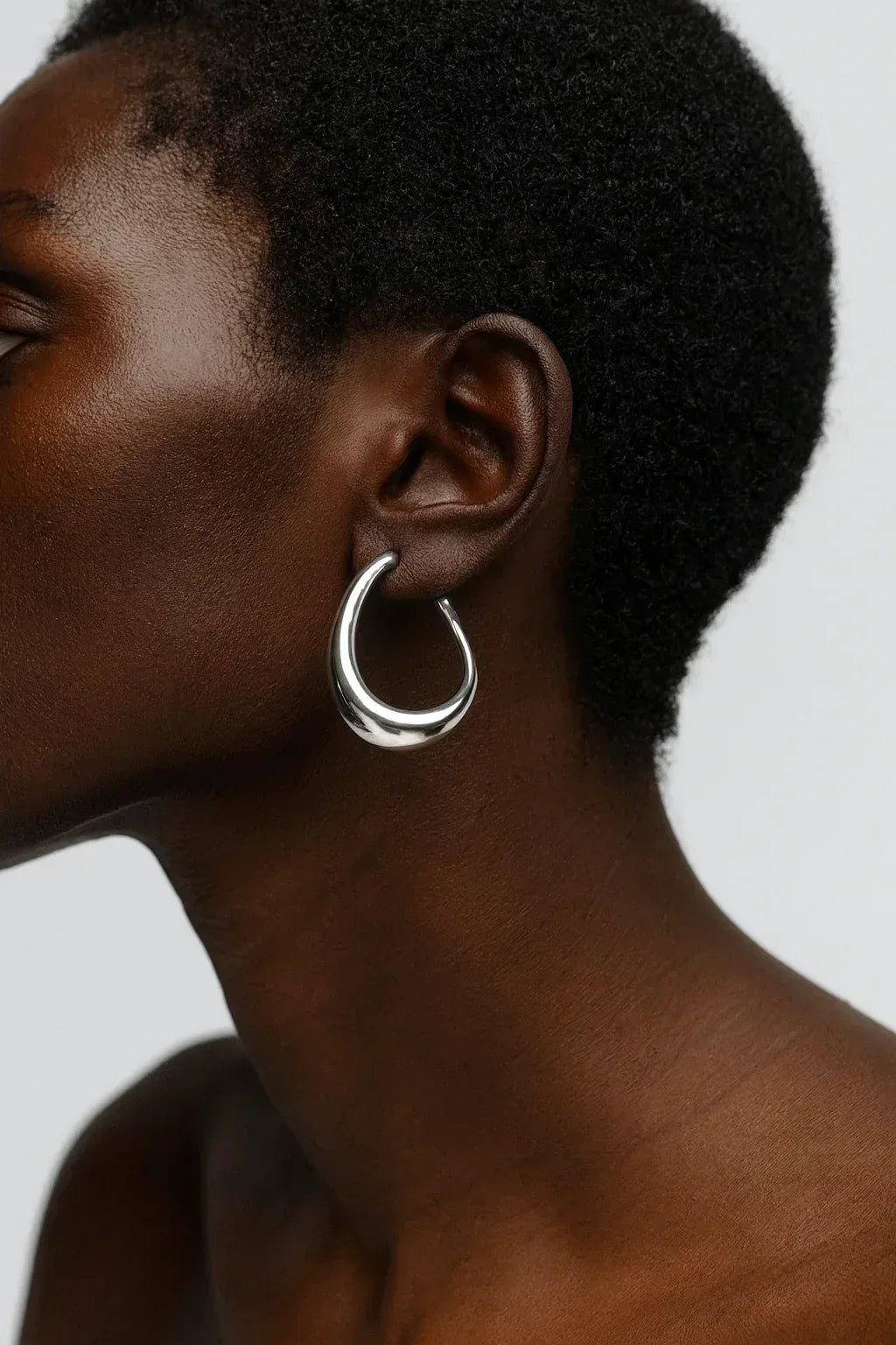 AMELIA HOOPS - AEQEA