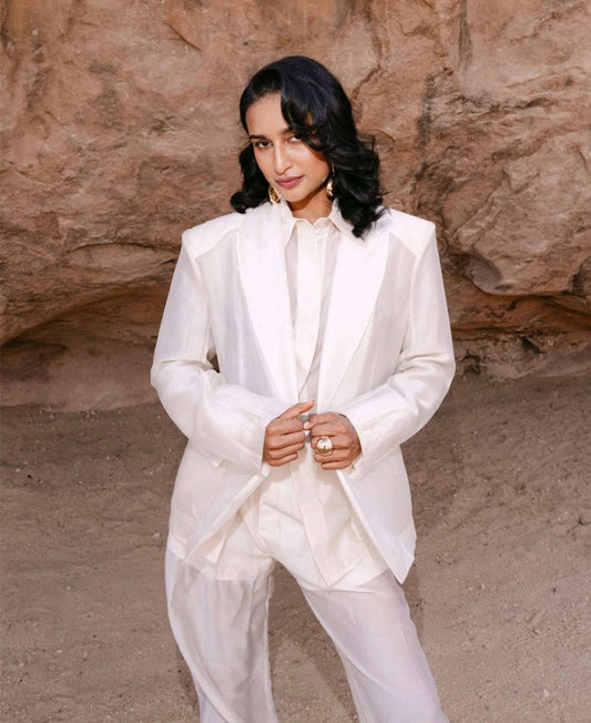 Rida in AEQEA's Gold XXL Solar Dome Ring.
