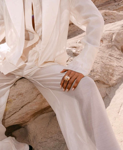 Rida in AEQEA's XXL Solar Dome Ring.